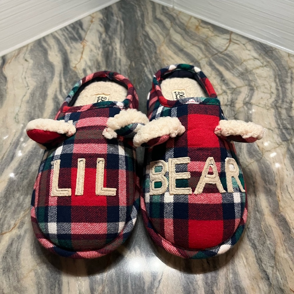 Lil Bear dearfoam winter slippers